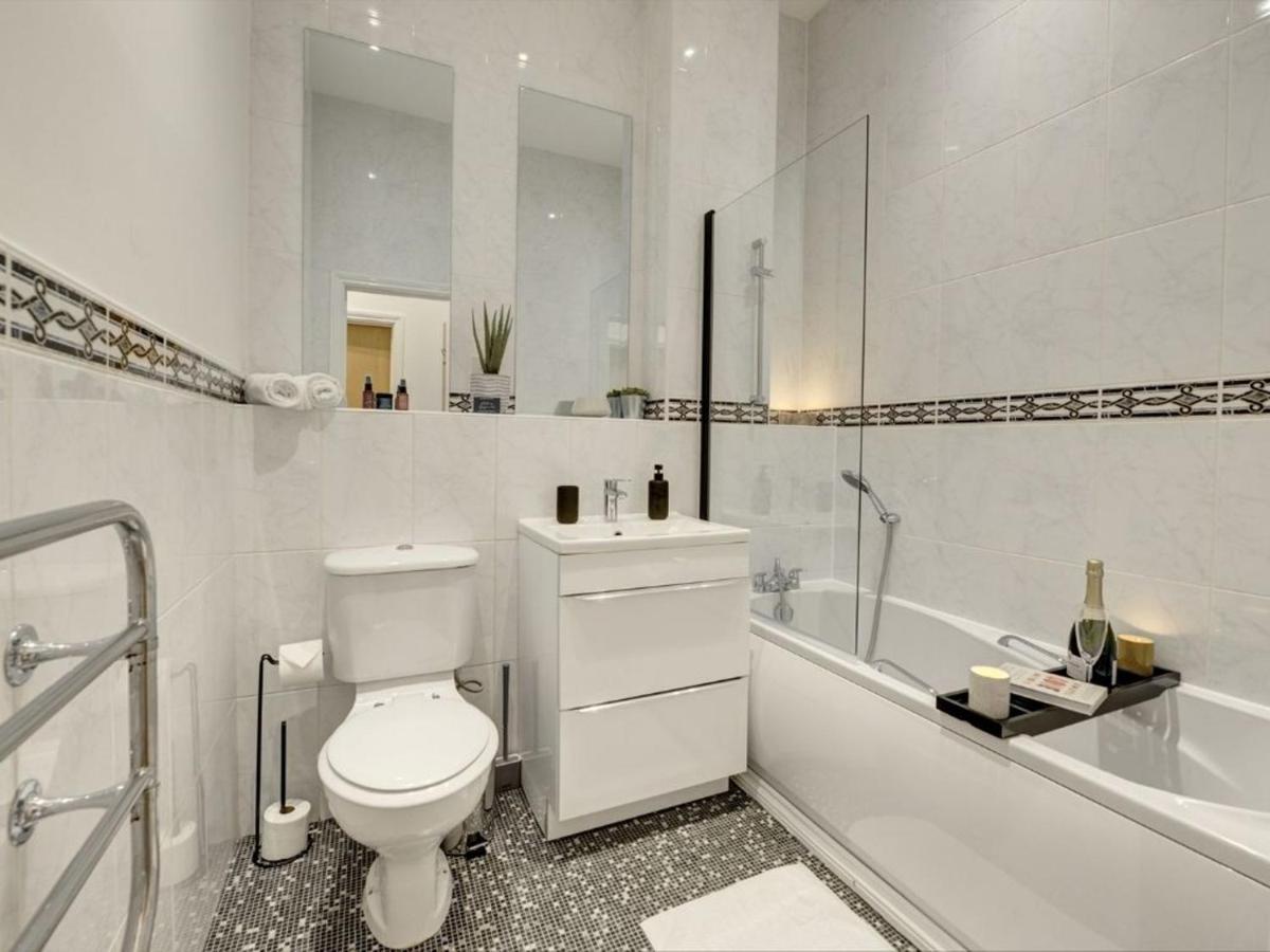 The Clement Apartment Stylish Two Bedroom Apartment Very Close To The Birmingham Arena 외부 사진