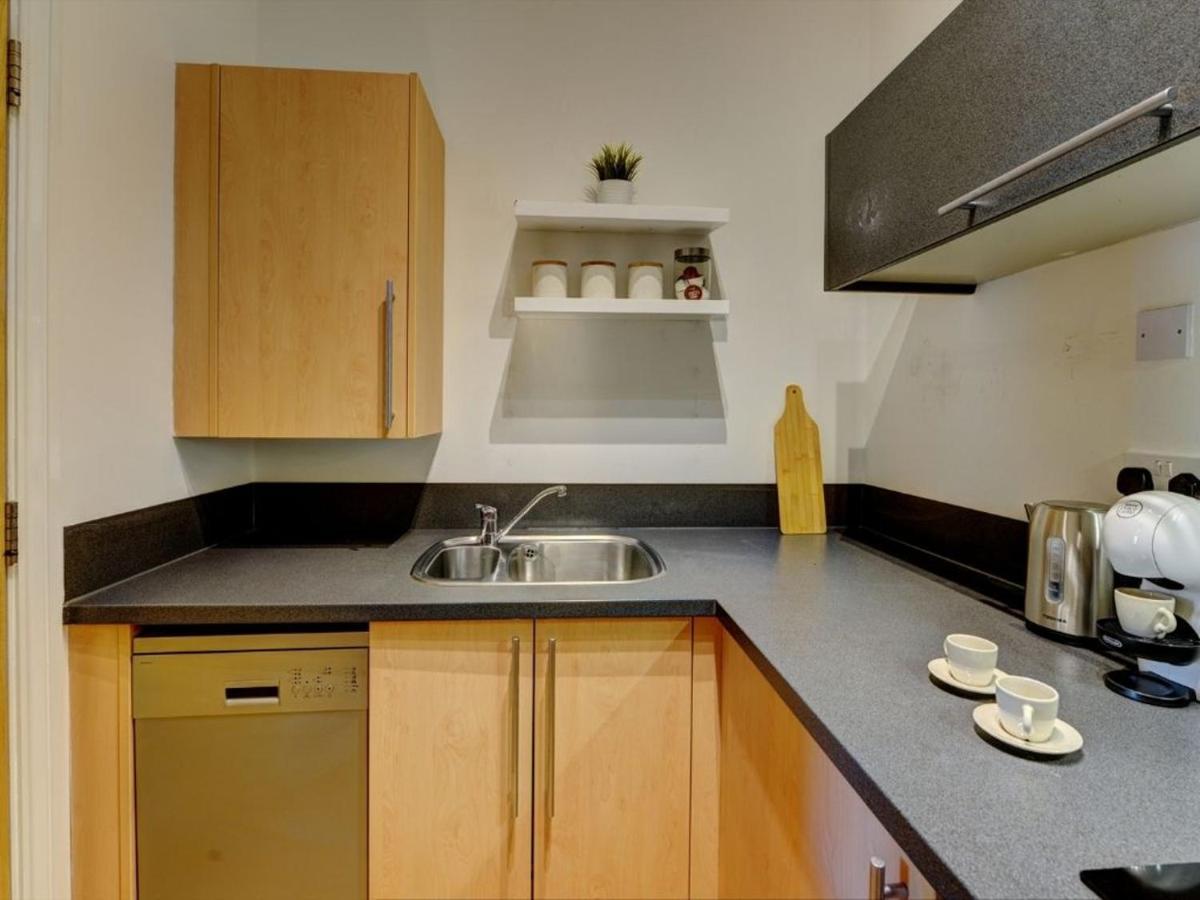 The Clement Apartment Stylish Two Bedroom Apartment Very Close To The Birmingham Arena 외부 사진
